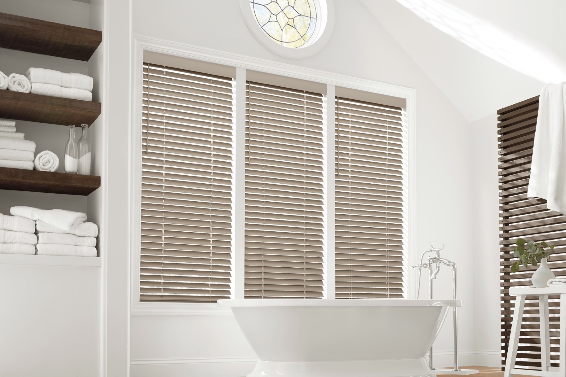 Hunter Douglas Wood Blinds3